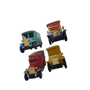 Collectors Toy Trucks 4 Different  Readers Digest Sunoco, NY Times, Stroehmann